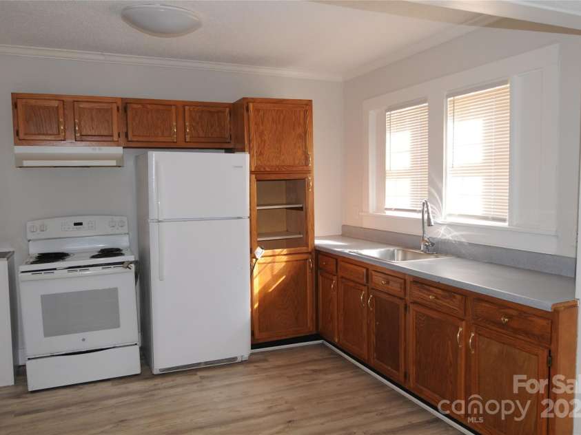 303 Vance Avenue, Salisbury, NC 28144.  MLS# CAR4214794, YatesRealty ID 576. 