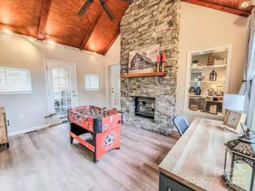 6231 Kentwood Drive, Kannapolis, NC 28081.  MLS# CAR4252853, YatesRealty ID 576. 