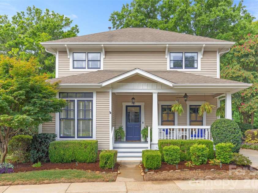 512 Olmsted Park Place, Charlotte, NC 28203.  MLS# CAR4419250, YatesRealty ID 57602. 