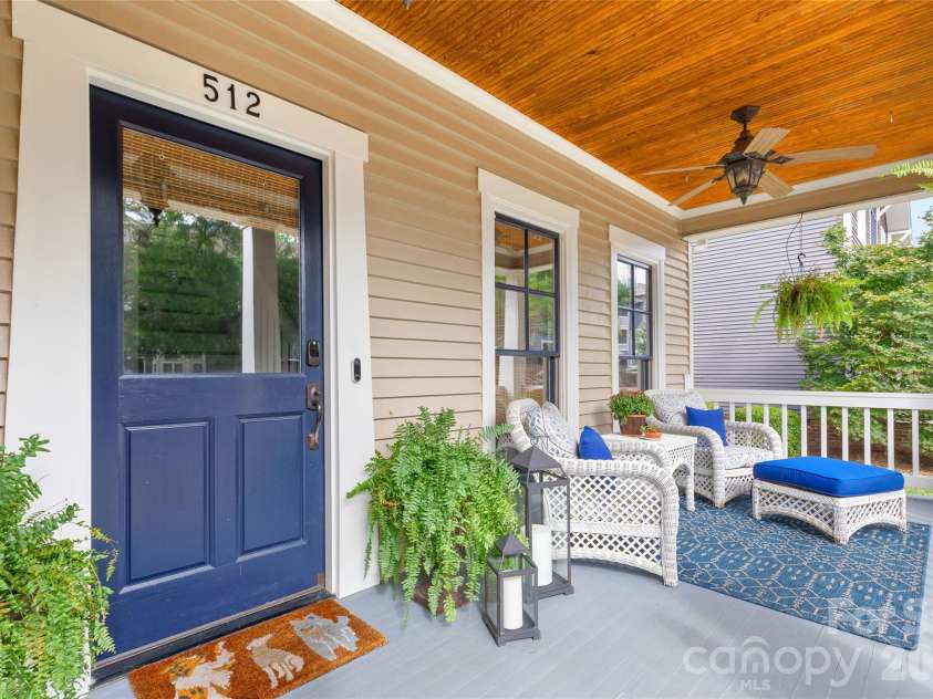 512 Olmsted Park Place, Charlotte, NC 28203.  MLS# CAR4419250, YatesRealty ID 57602. 