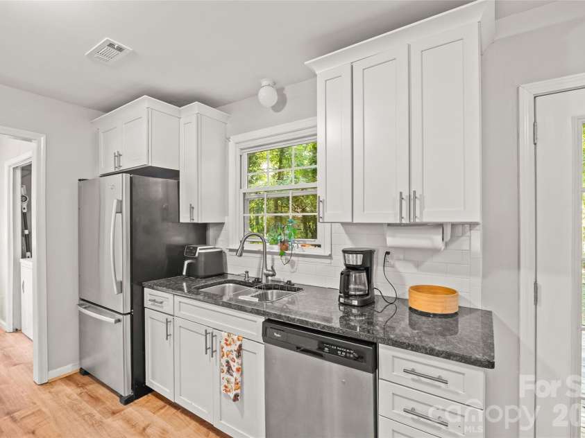 4875 Post Oak Lane, Rock Hill, SC 29732.  MLS# CAR4435408, YatesRealty ID 57605. 