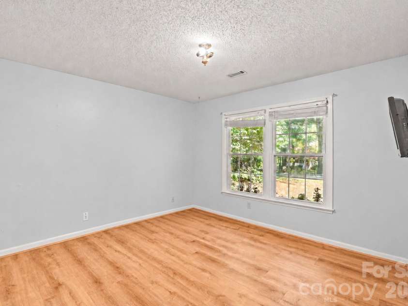 4875 Post Oak Lane, Rock Hill, SC 29732.  MLS# CAR4435408, YatesRealty ID 57605. 