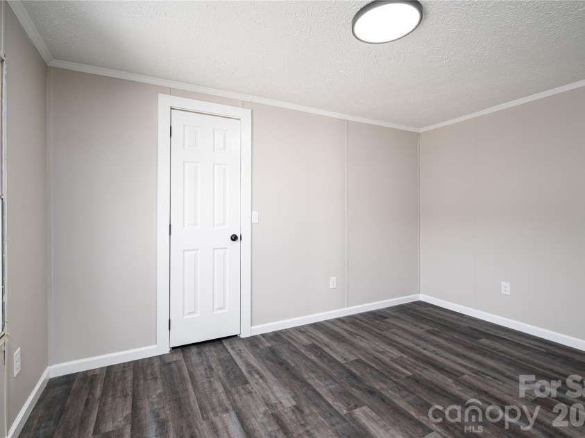 5047 Longbow Pointe, Kings Mountain, NC 28086.  MLS# CAR4436192, YatesRealty ID 57607. Bedroom 3