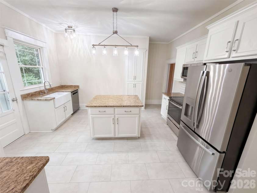 502 Elm Street, Marshville, NC 28103.  MLS# CAR4436195, YatesRealty ID 57609. 