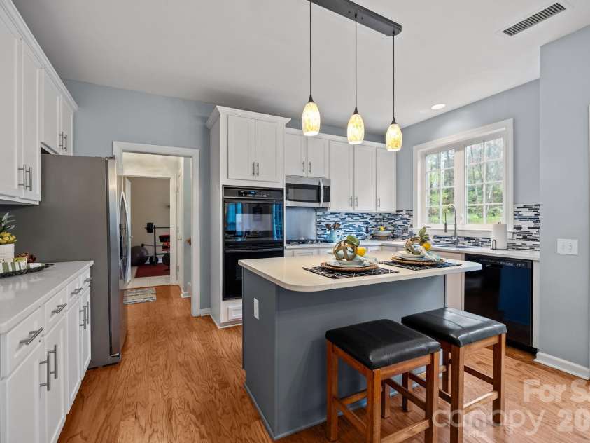 10833 Kenderly Court, Charlotte, NC 28277.  MLS# CAR4356476, YatesRealty ID 5761. 