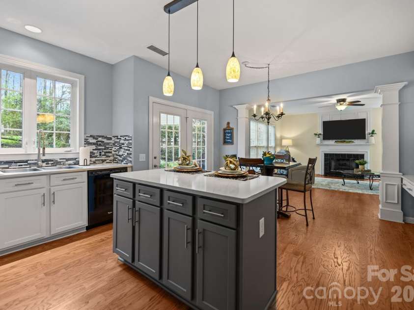 10833 Kenderly Court, Charlotte, NC 28277.  MLS# CAR4356476, YatesRealty ID 5761. 