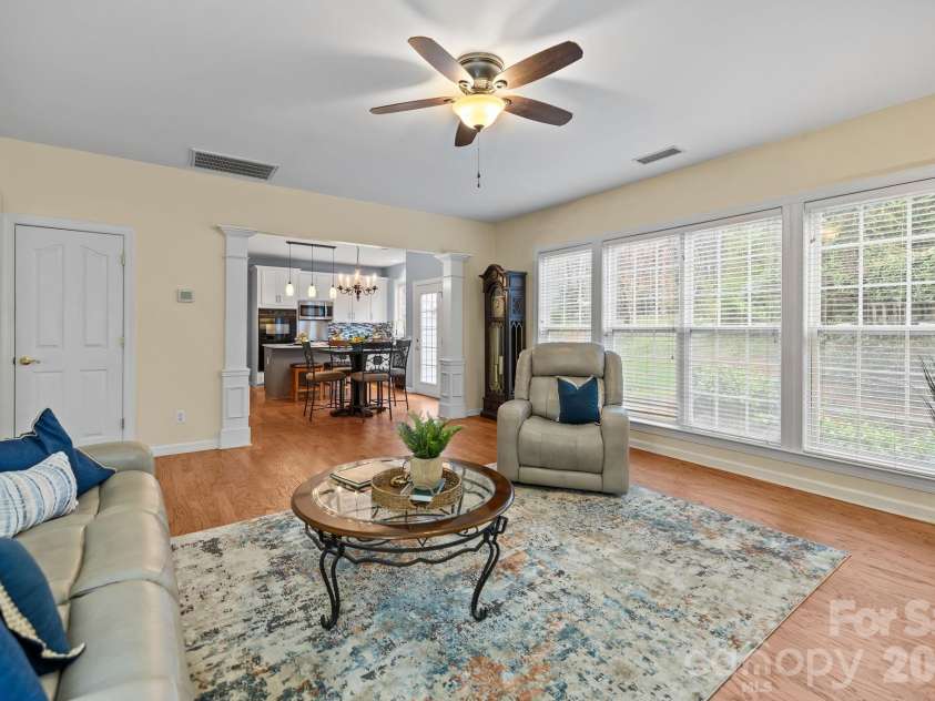 10833 Kenderly Court, Charlotte, NC 28277.  MLS# CAR4356476, YatesRealty ID 5761. 