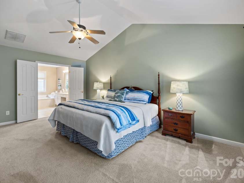 10833 Kenderly Court, Charlotte, NC 28277.  MLS# CAR4356476, YatesRealty ID 5761. 