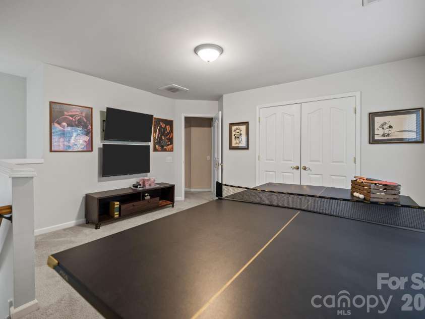 10833 Kenderly Court, Charlotte, NC 28277.  MLS# CAR4356476, YatesRealty ID 5761. 