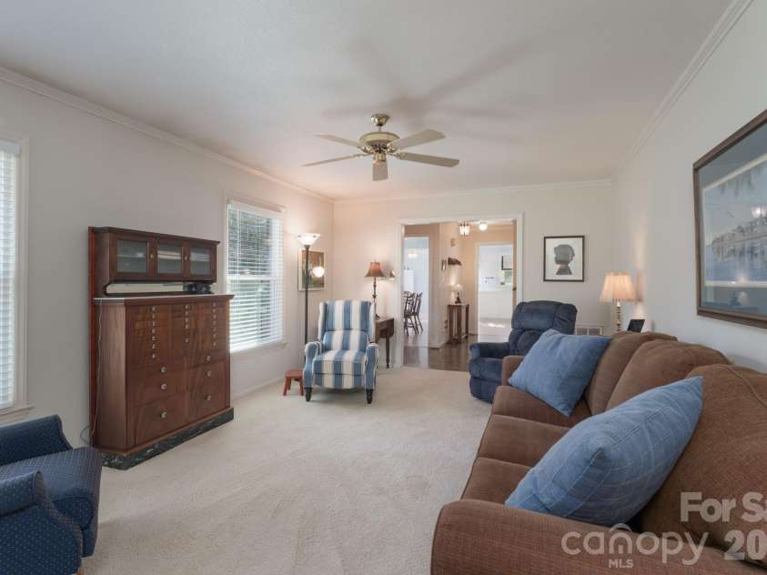 2123 Poinsett Drive, Rock Hill, SC 29732.  MLS# CAR4435824, YatesRealty ID 57611. 