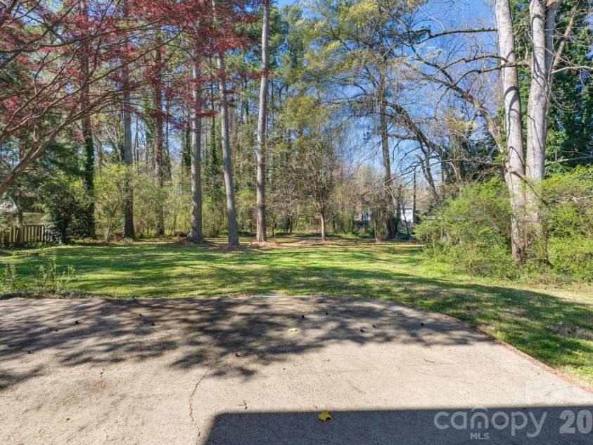 2123 Poinsett Drive, Rock Hill, SC 29732.  MLS# CAR4435824, YatesRealty ID 57611. 
