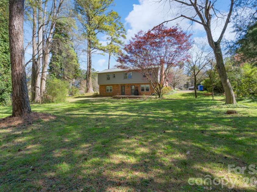 2123 Poinsett Drive, Rock Hill, SC 29732.  MLS# CAR4435824, YatesRealty ID 57611. 