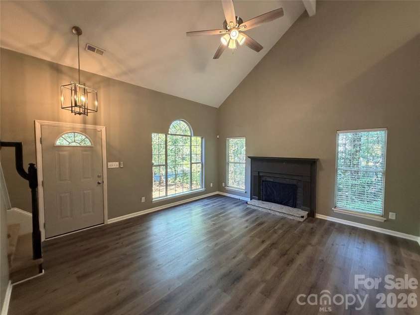 8224 Hunley Ridge Road, Matthews, NC 28104.  MLS# CAR4436204, YatesRealty ID 57614. 