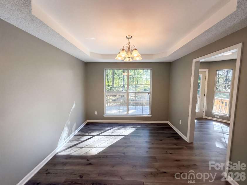 8224 Hunley Ridge Road, Matthews, NC 28104.  MLS# CAR4436204, YatesRealty ID 57614. 