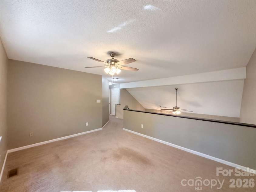 8224 Hunley Ridge Road, Matthews, NC 28104.  MLS# CAR4436204, YatesRealty ID 57614. 