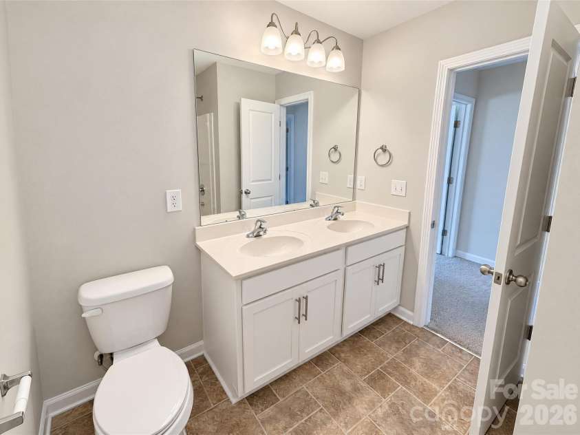7023 Branch Fork Road, Charlotte, NC 28215.  MLS# CAR4436211, YatesRealty ID 57618. 