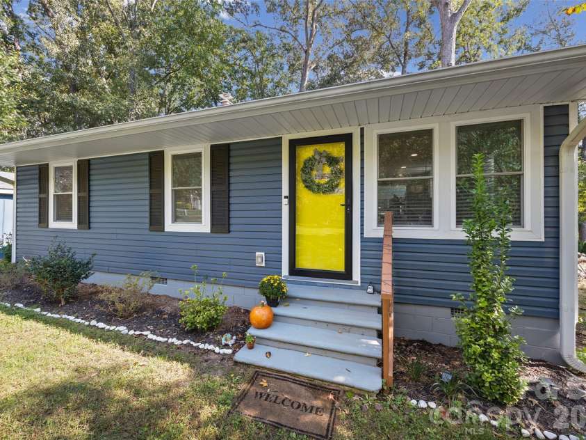 1544 Springpoint Road, Rock Hill, SC 29732.  MLS# CAR4434394, YatesRealty ID 57619. 