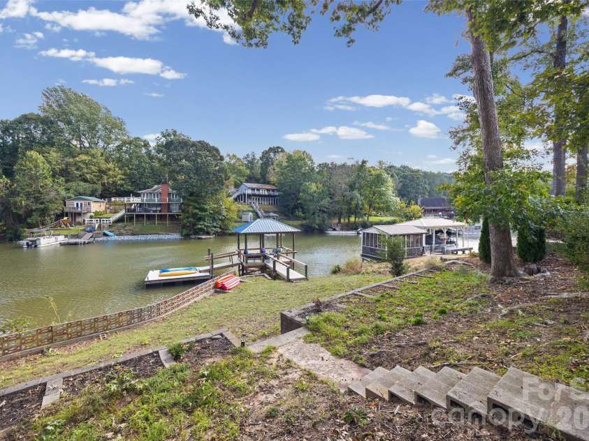 1544 Springpoint Road, Rock Hill, SC 29732.  MLS# CAR4434394, YatesRealty ID 57619. 