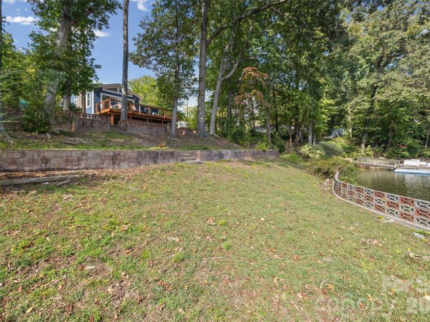 1544 Springpoint Road, Rock Hill, SC 29732.  MLS# CAR4434394, YatesRealty ID 57619. 