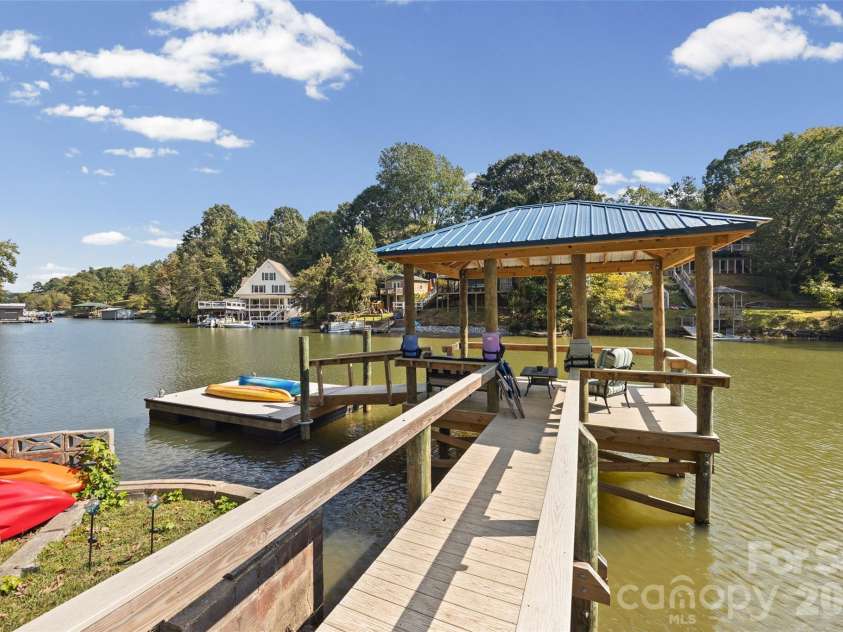 1544 Springpoint Road, Rock Hill, SC 29732.  MLS# CAR4434394, YatesRealty ID 57619. 