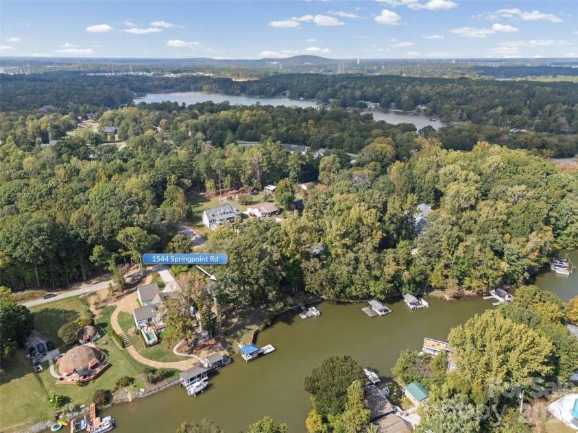1544 Springpoint Road, Rock Hill, SC 29732.  MLS# CAR4434394, YatesRealty ID 57619. 