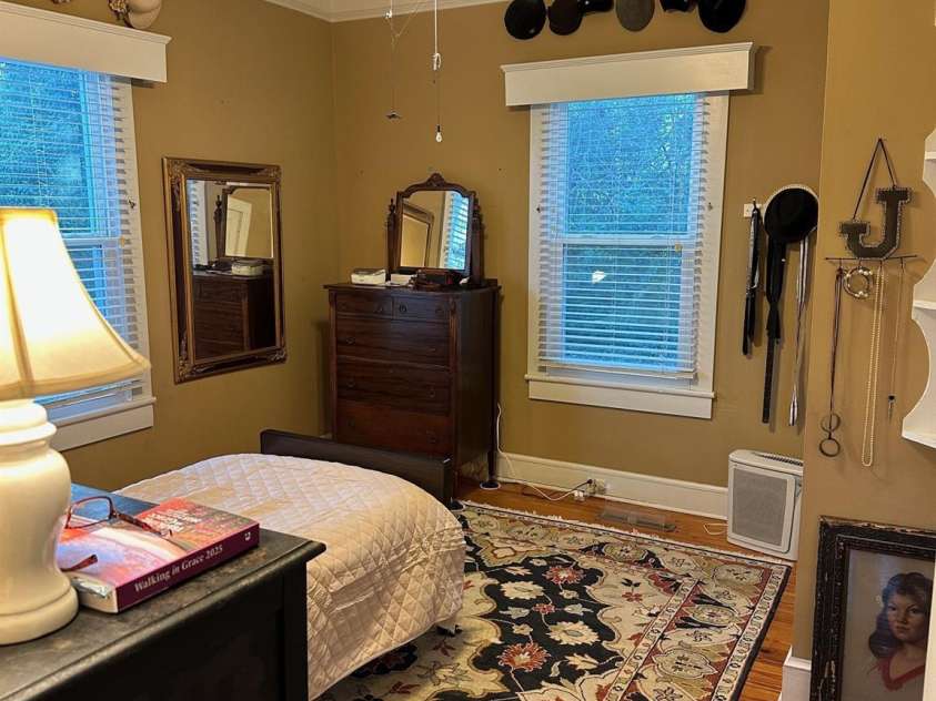 400 Martin Luther King Jr Avenue, Kannapolis, NC 28083.  MLS# CAR4225728, YatesRealty ID 5762. Large secondary bedroom has private door to hall bath.