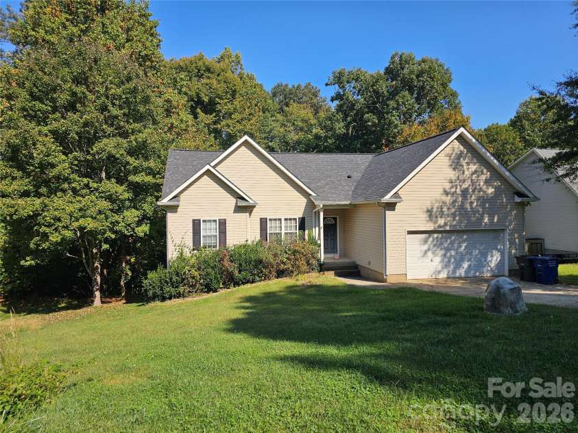 121 Loram Road, Troutman, NC 28166.  MLS# CAR4435985, YatesRealty ID 57626. 