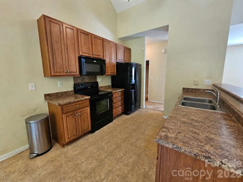 121 Loram Road, Troutman, NC 28166.  MLS# CAR4435985, YatesRealty ID 57626. 