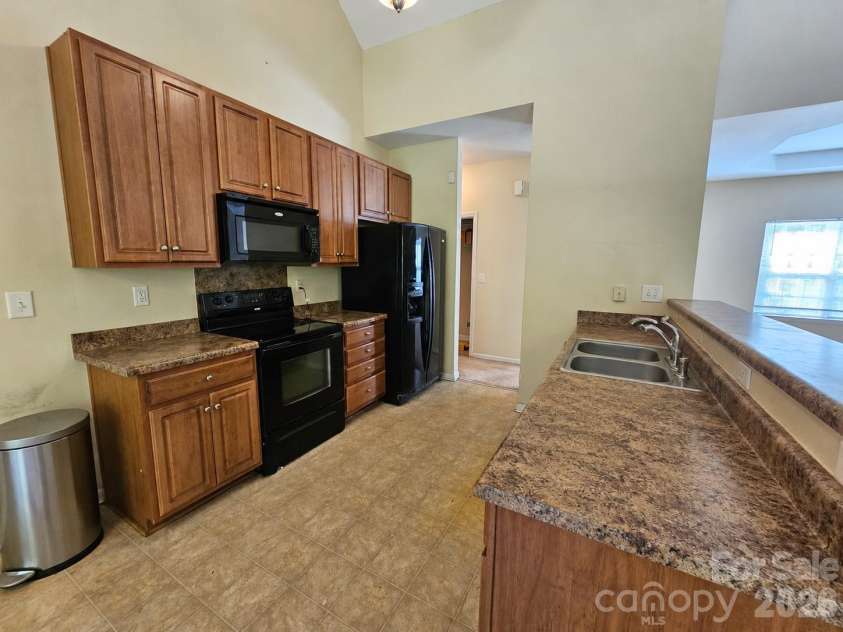 121 Loram Road, Troutman, NC 28166.  MLS# CAR4435985, YatesRealty ID 57626. 