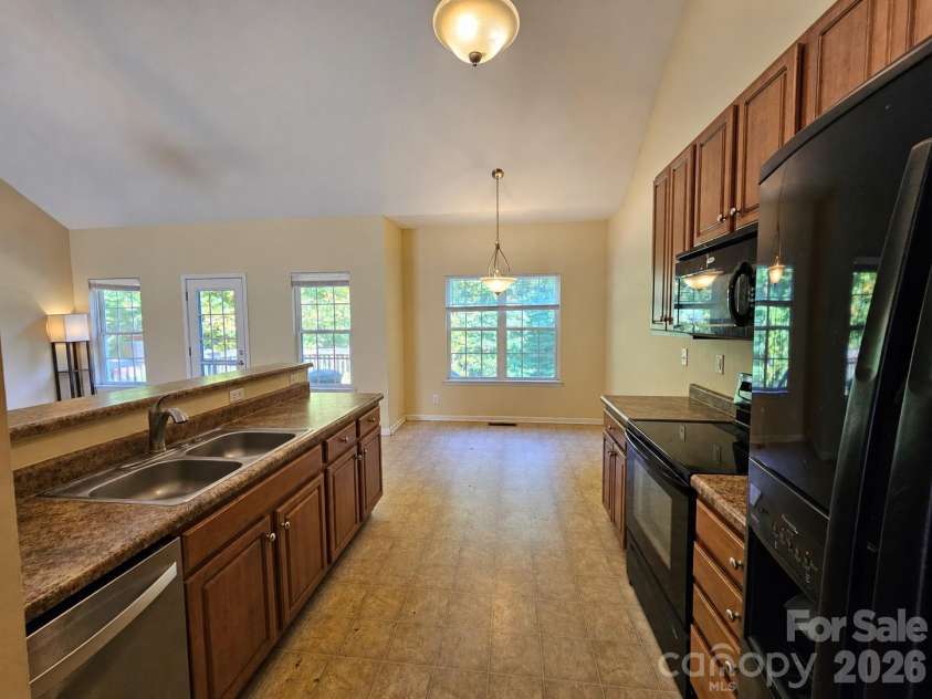 121 Loram Road, Troutman, NC 28166.  MLS# CAR4435985, YatesRealty ID 57626. 