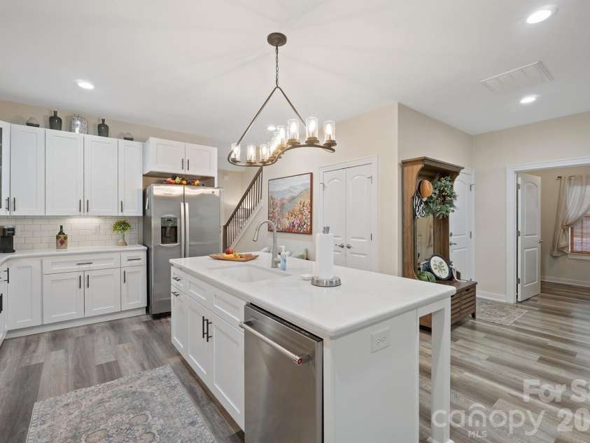 168 Shields Drive, Lincolnton, NC 28092.  MLS# CAR4427093, YatesRealty ID 57636. 