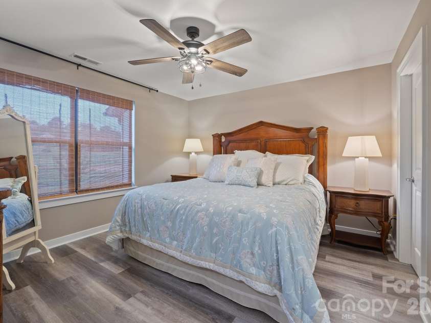 168 Shields Drive, Lincolnton, NC 28092.  MLS# CAR4427093, YatesRealty ID 57636. 