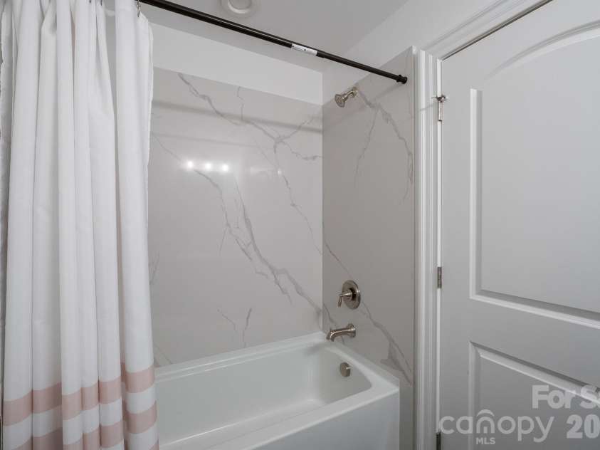 168 Shields Drive, Lincolnton, NC 28092.  MLS# CAR4427093, YatesRealty ID 57636. 