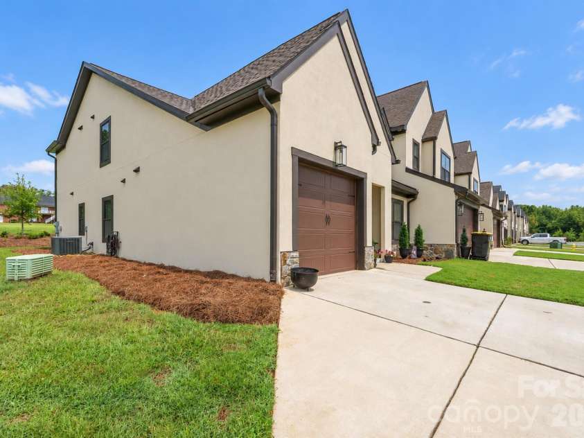 168 Shields Drive, Lincolnton, NC 28092.  MLS# CAR4427093, YatesRealty ID 57636. 