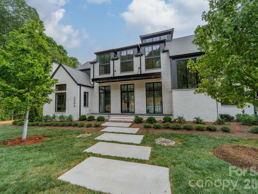 6639 Joli Cheval Lane, Mint Hill, NC 28227.  MLS# CAR4434959, YatesRealty ID 57637. 