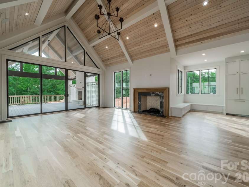 6639 Joli Cheval Lane, Mint Hill, NC 28227.  MLS# CAR4434959, YatesRealty ID 57637. 