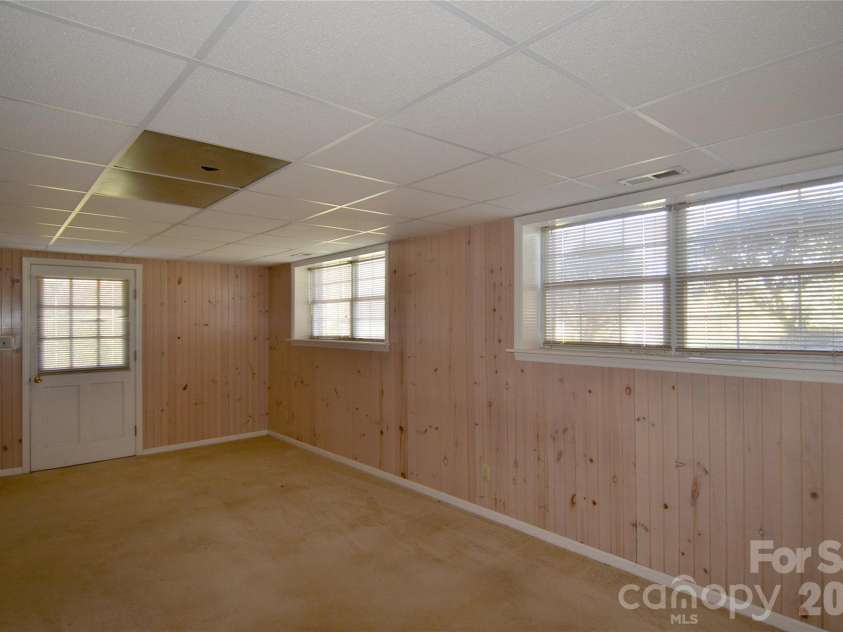 150 Eplee Loop, Marion, NC 28752.  MLS# CAR4435046, YatesRealty ID 57638. Basement room