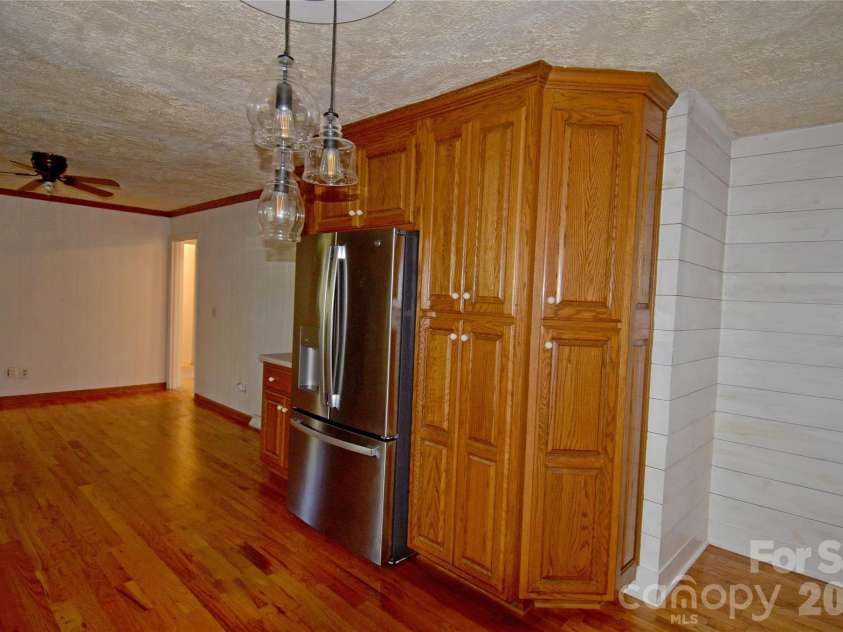 150 Eplee Loop, Marion, NC 28752.  MLS# CAR4435046, YatesRealty ID 57638. Kitchen