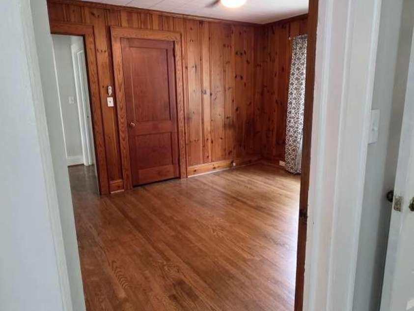 2804 Florida Avenue, Kannapolis, NC 28083.  MLS# CAR4436284, YatesRealty ID 57641. 