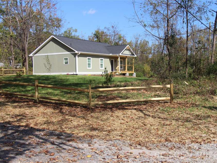5 Adell Drive, Fletcher, NC 28732.  MLS# CAR4435700, YatesRealty ID 57643. 