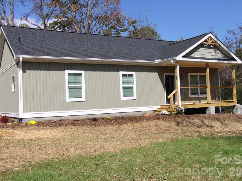 5 Adell Drive, Fletcher, NC 28732.  MLS# CAR4435700, YatesRealty ID 57643. 
