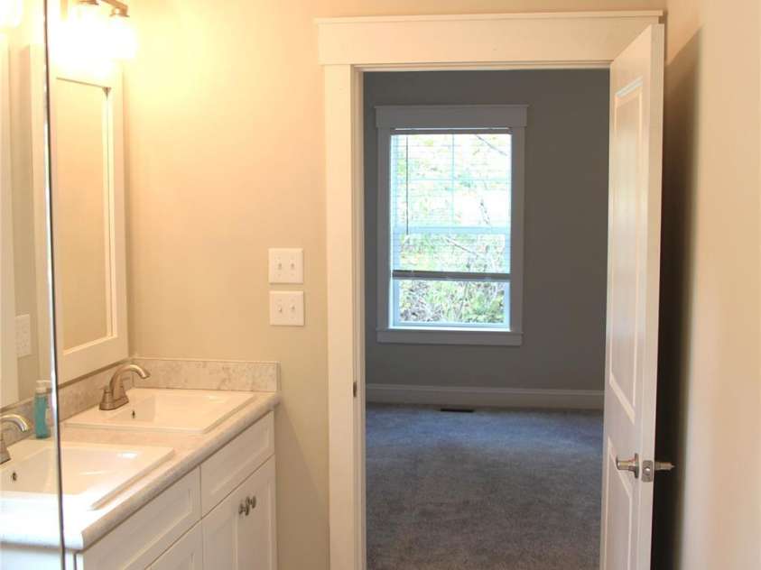 5 Adell Drive, Fletcher, NC 28732.  MLS# CAR4435700, YatesRealty ID 57643. 