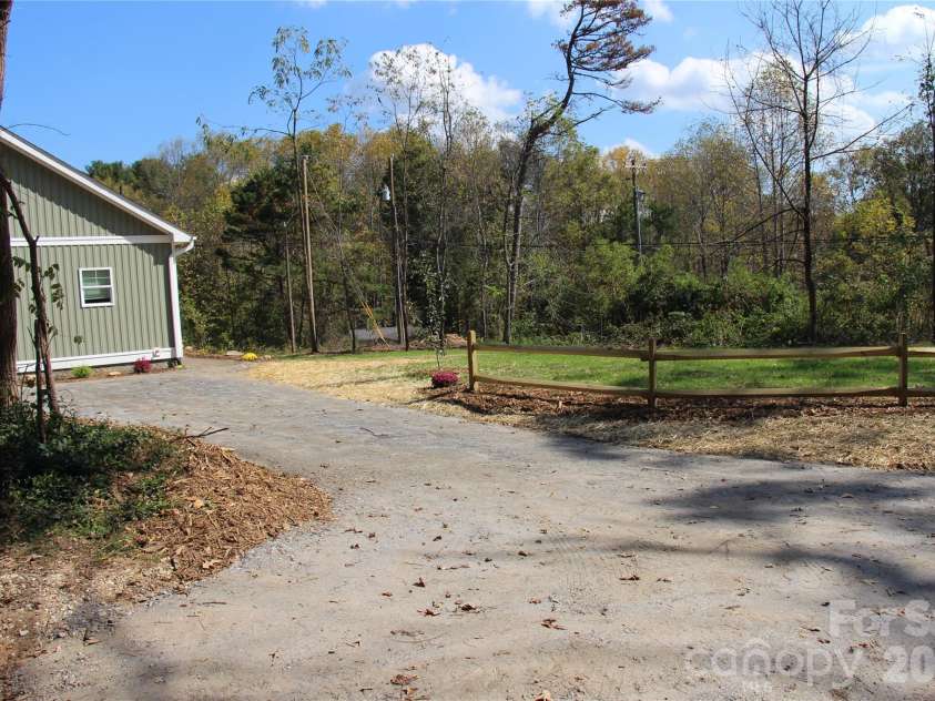 5 Adell Drive, Fletcher, NC 28732.  MLS# CAR4435700, YatesRealty ID 57643. 