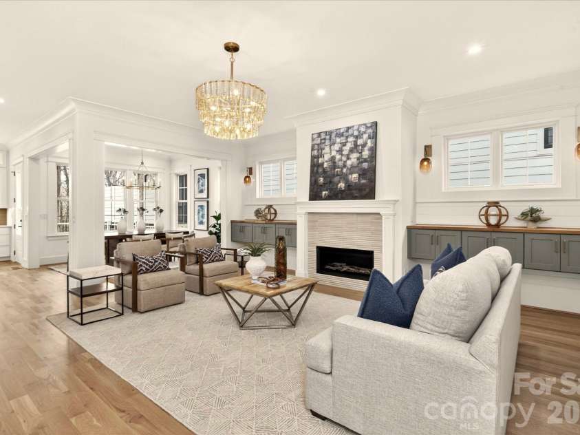 1718 Seifert Circle, Charlotte, NC 28205.  MLS# CAR4422244, YatesRealty ID 57645. 