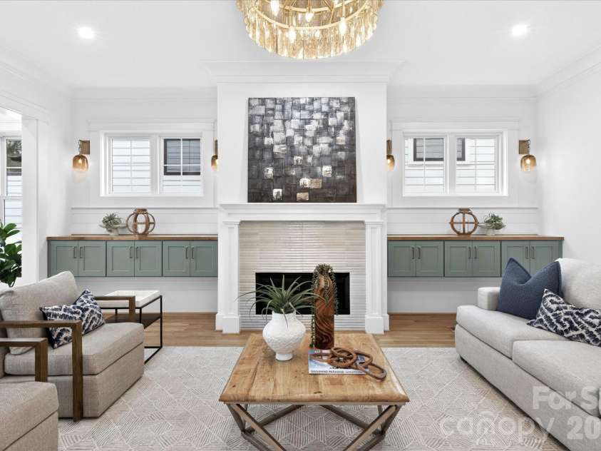 1718 Seifert Circle, Charlotte, NC 28205.  MLS# CAR4422244, YatesRealty ID 57645. 