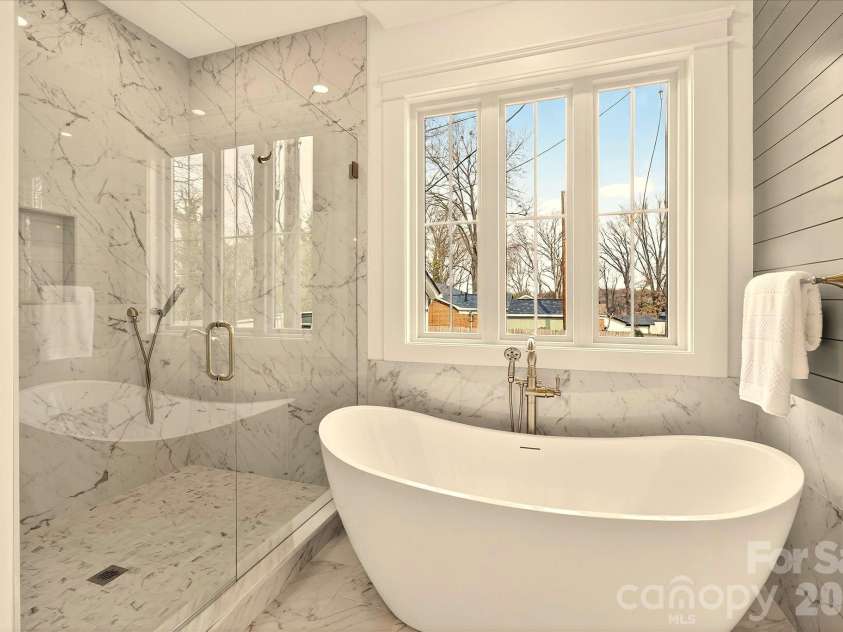 1718 Seifert Circle, Charlotte, NC 28205.  MLS# CAR4422244, YatesRealty ID 57645. 