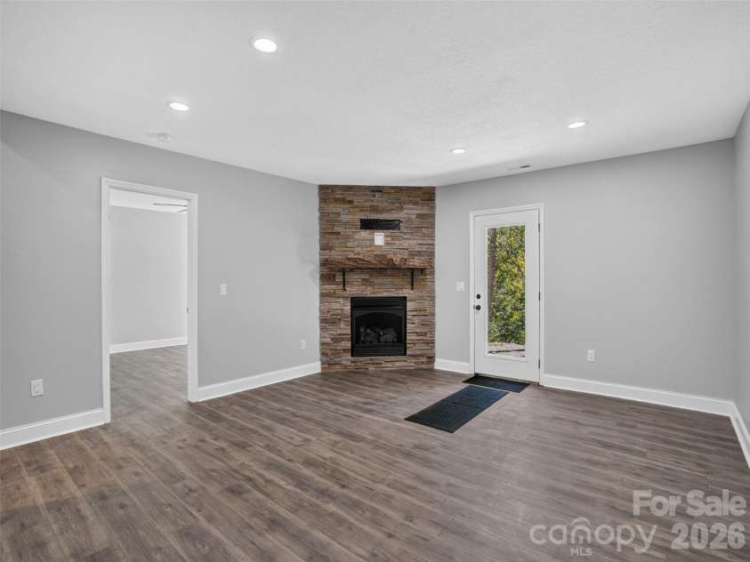 594 McMillan Drive, Hendersonville, NC 28792.  MLS# CAR4435926, YatesRealty ID 57648. 