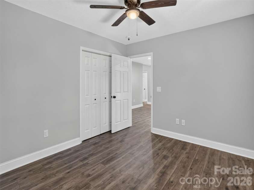 594 McMillan Drive, Hendersonville, NC 28792.  MLS# CAR4435926, YatesRealty ID 57648. 