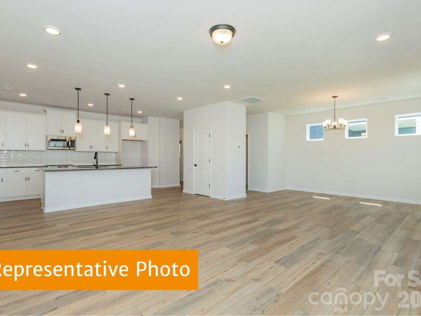 4224 Ruth Creek Court, Charlotte, NC 28216.  MLS# CAR4436322, YatesRealty ID 57653. 
