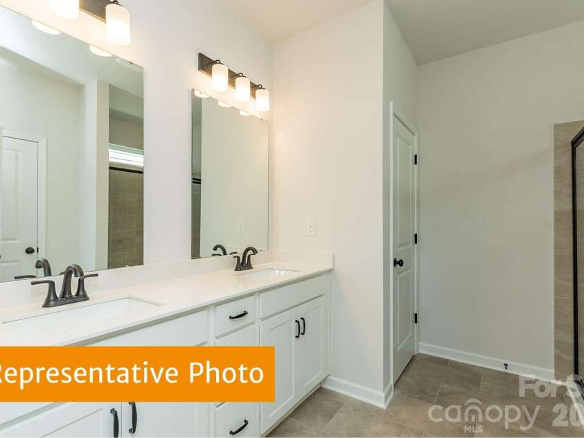 4224 Ruth Creek Court, Charlotte, NC 28216.  MLS# CAR4436322, YatesRealty ID 57653. 